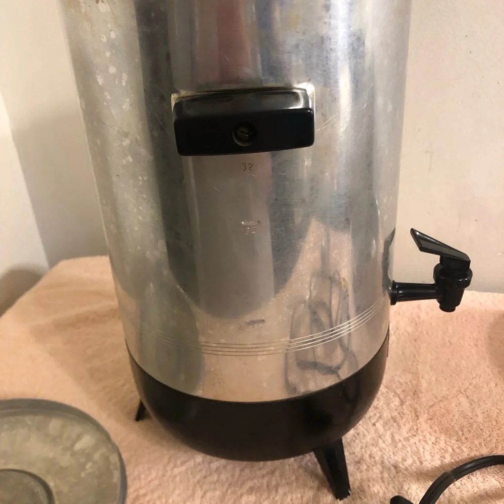 Vintage Empire-Matic 32 Cup Automatic Coffee Maker #2032SP Works